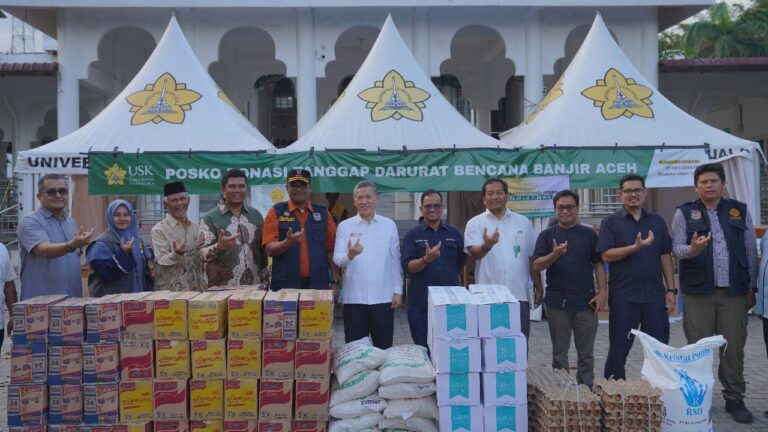 Dua Dirjen Putra Aceh Sambangi Dapur Umum USK, Perkuat Bantuan Kemanusiaan untuk Korban Banjir