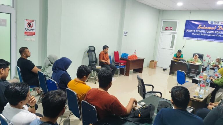 Tim Dokter Militer PATUBEL FK USK Layani 288 Pasien pada Misi Kemanusiaan di Pidie Jaya