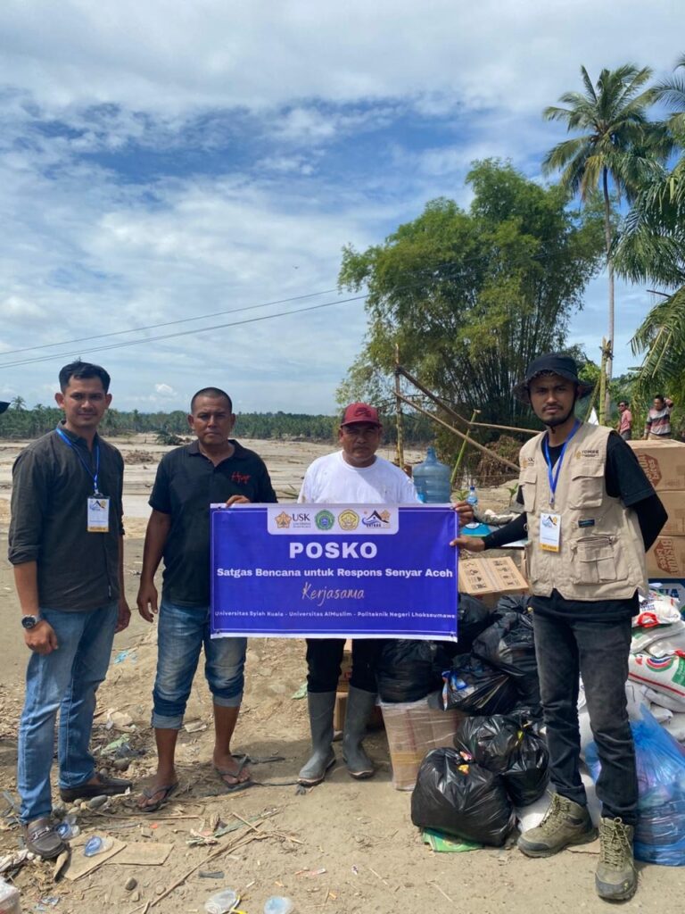 Satgas USK Kembali Menyalurkan Bantuan ke Sejumlah Desa Terdampak di Bireuen