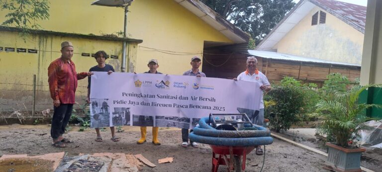TIM PKM Sanitasi dan Akses Air Bersih USK Pulihkan Nadi Kehidupan Pasca Banjir, 57 Sumur Air Bersih Kembali Mengalir di Pidie Jaya dan Bireuen