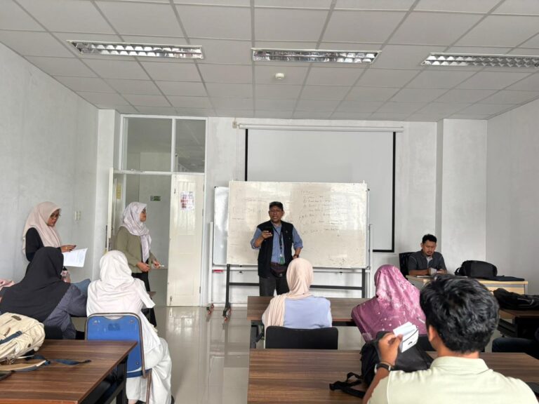 Hari Kedua Pembekalan Satgas USK: Tim Media Mulai Pelatihan Penggunaan Kobo Toolbox untuk Pelaporan Lapangan