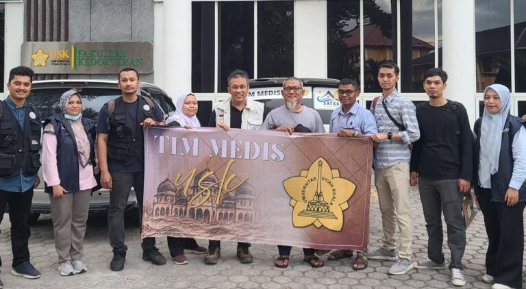 25 Tenaga Medis FK USK Diberangkatkan untuk Memperkuat Layanan Kesehatan di Aceh Tamiang, Takengon, dan Bener Meriah